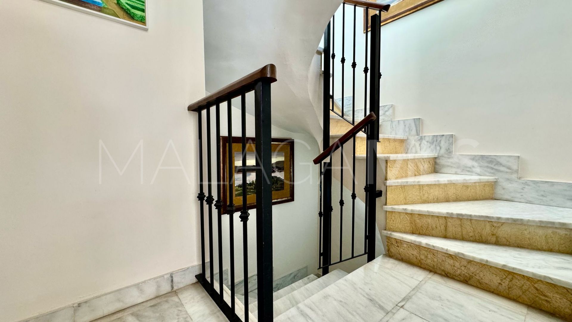 Maison jumelée for sale in Lomas de Puente Romano