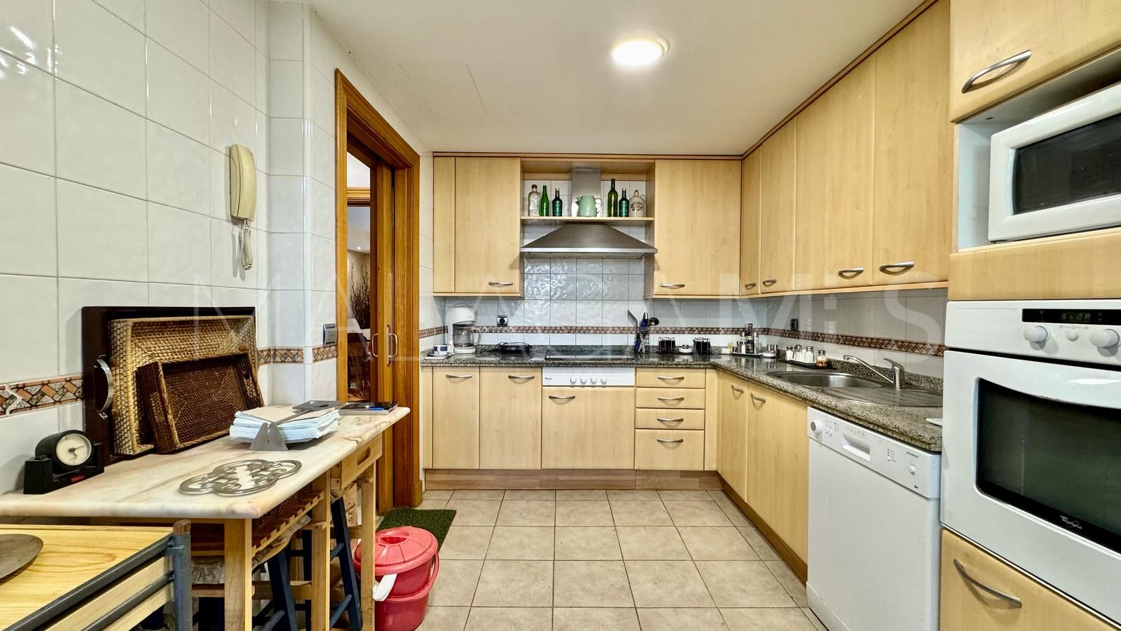 Maison jumelée for sale in Lomas de Puente Romano