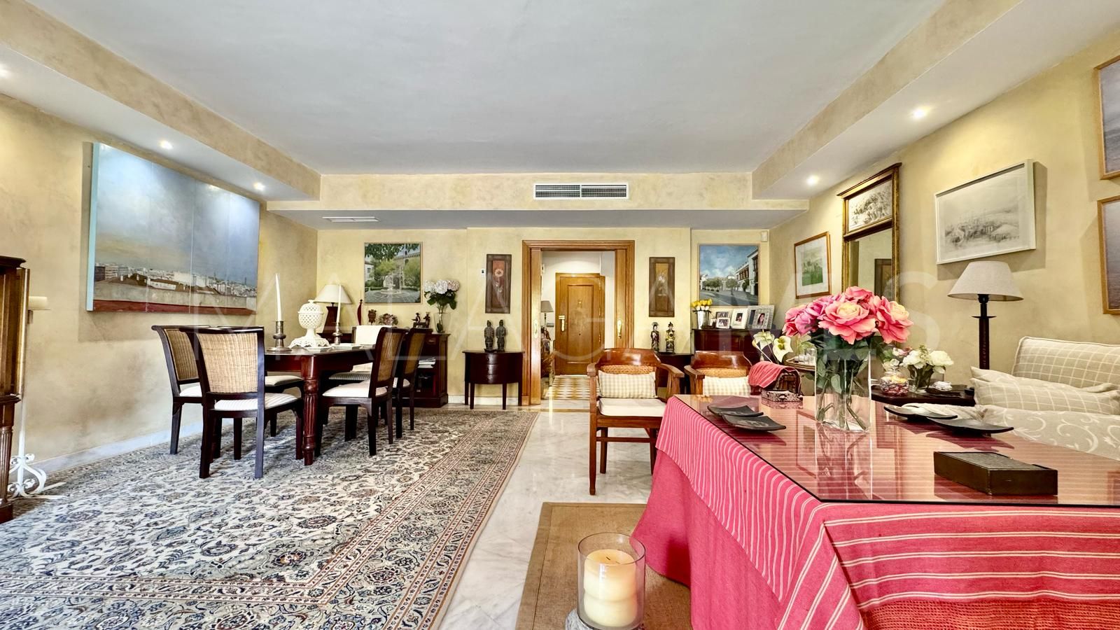 Maison jumelée for sale in Lomas de Puente Romano