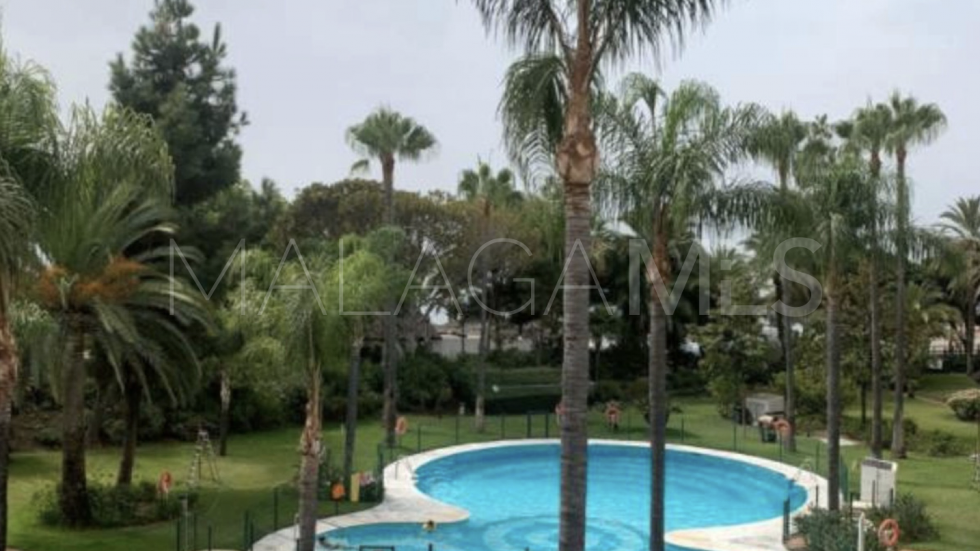 For sale apartment with 3 bedrooms in Gray D'Albion