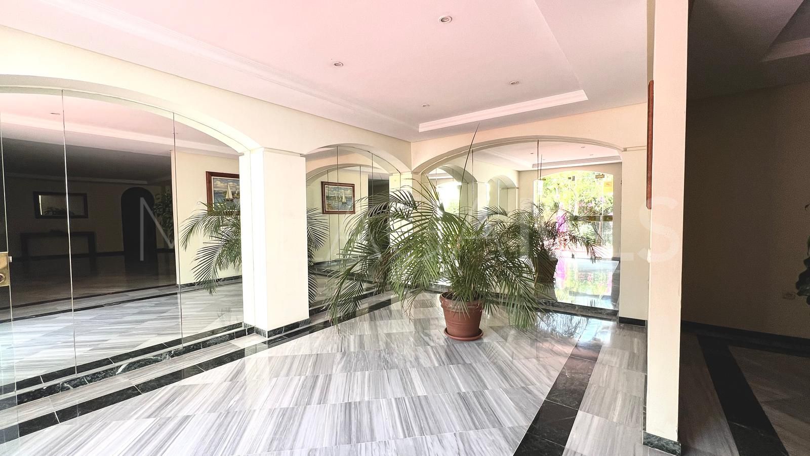 Apartamento for sale in Nagüeles de 4 bedrooms