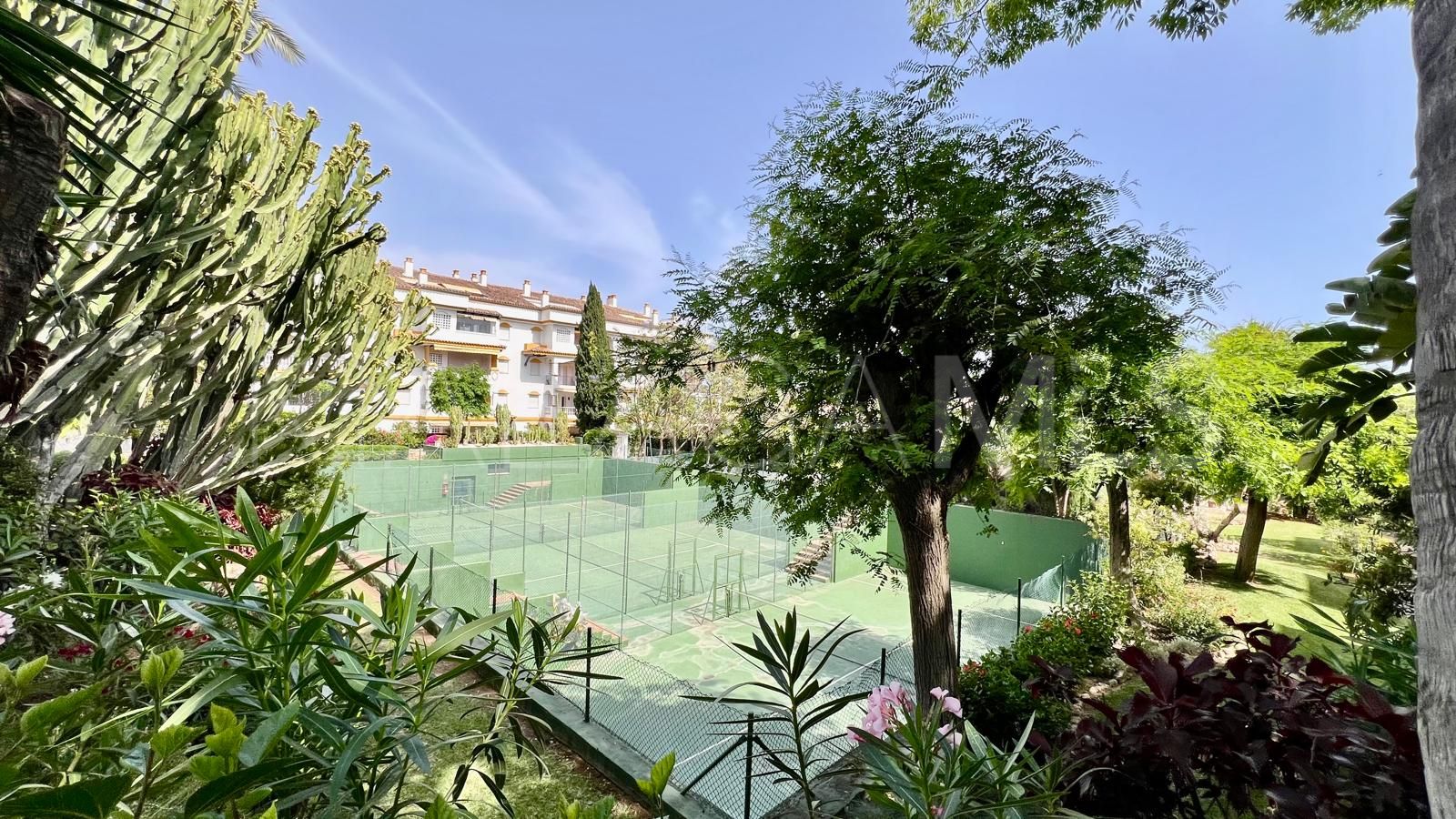Apartamento for sale in Nagüeles de 4 bedrooms