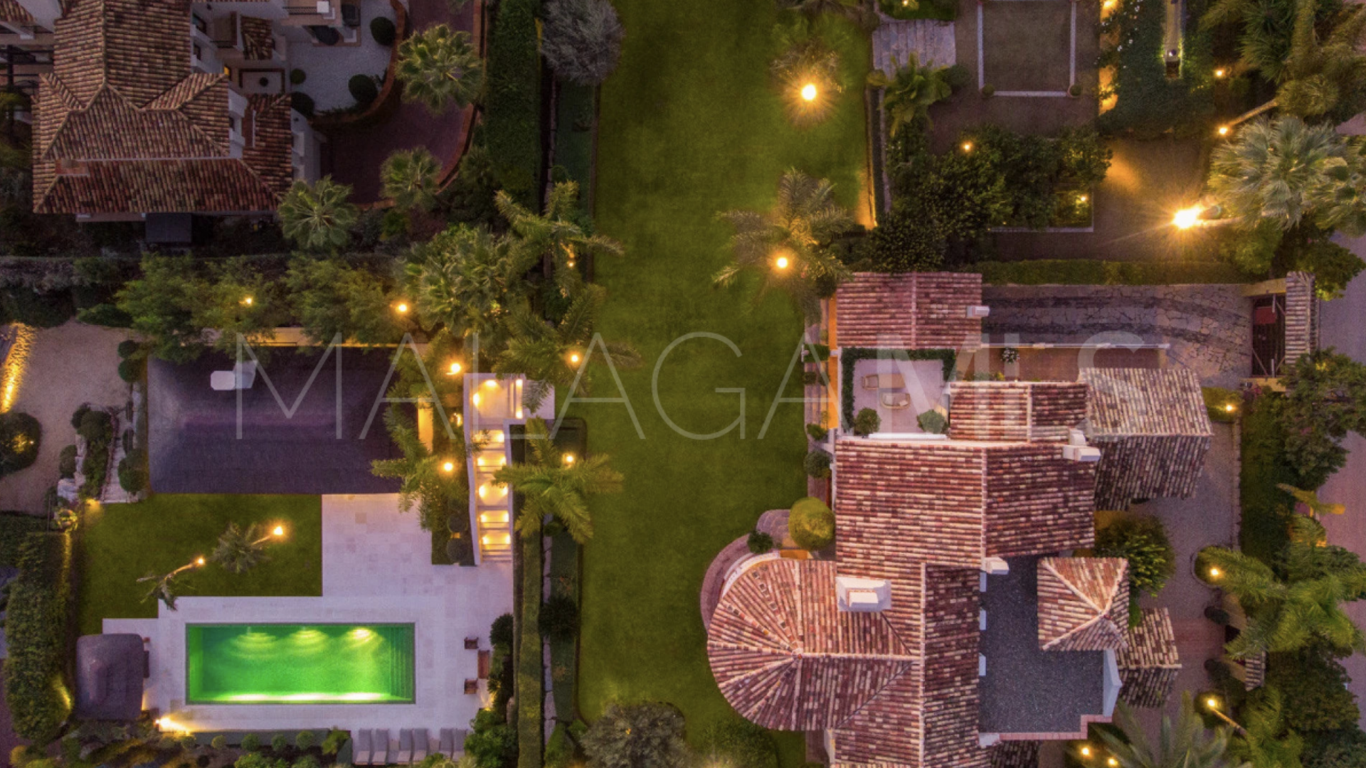 For sale Sierra Blanca villa with 5 bedrooms
