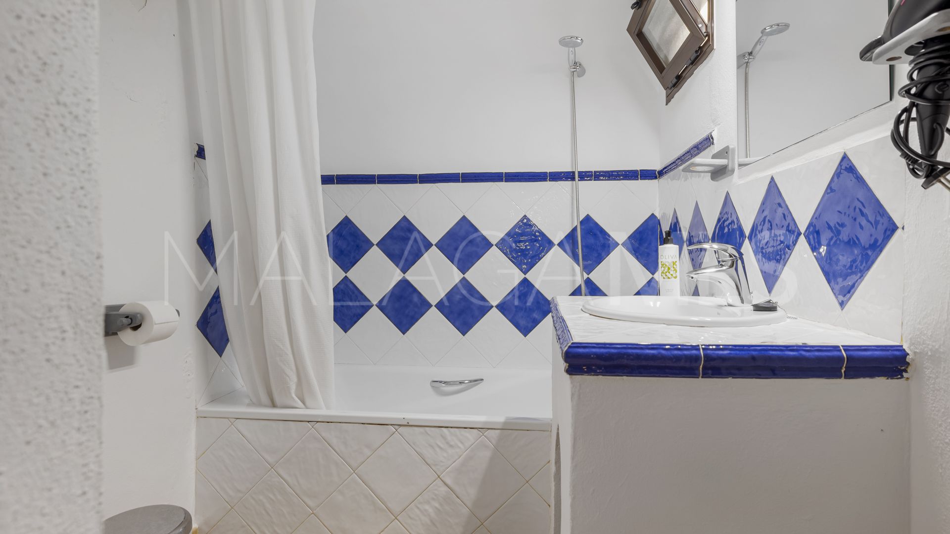 Villa for sale in Cortes de la Frontera
