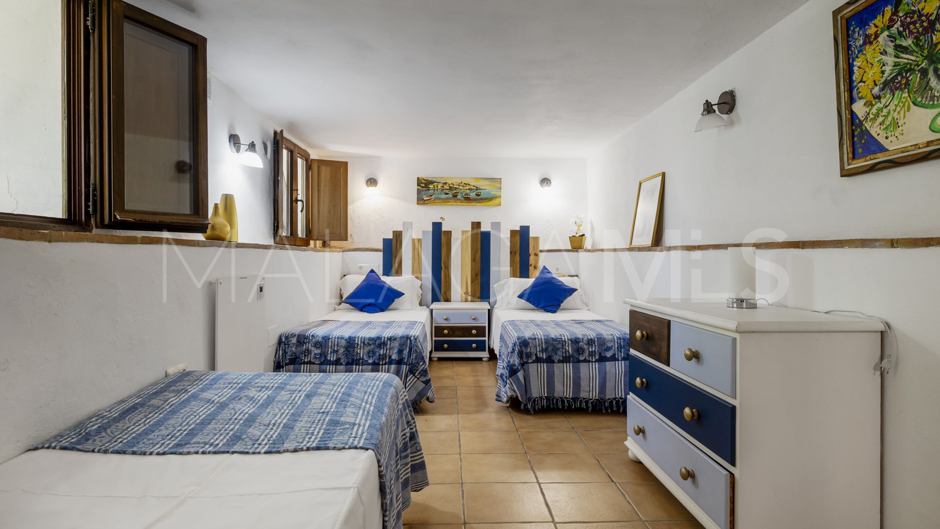 Villa for sale in Cortes de la Frontera