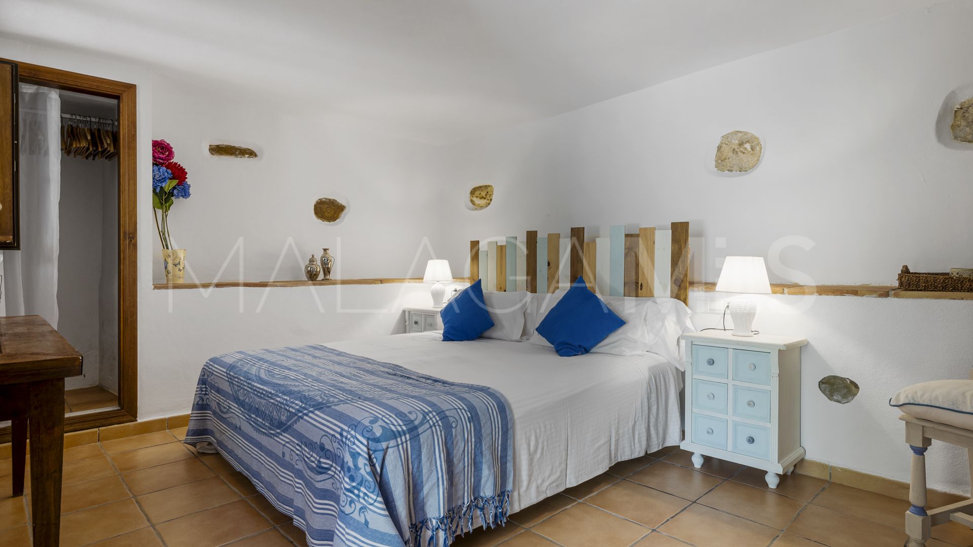 Villa for sale in Cortes de la Frontera
