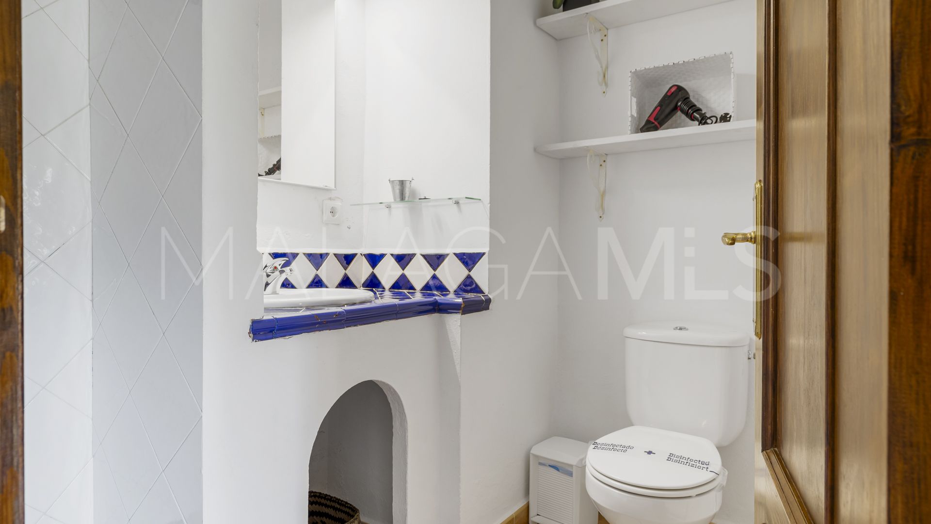 Villa for sale in Cortes de la Frontera