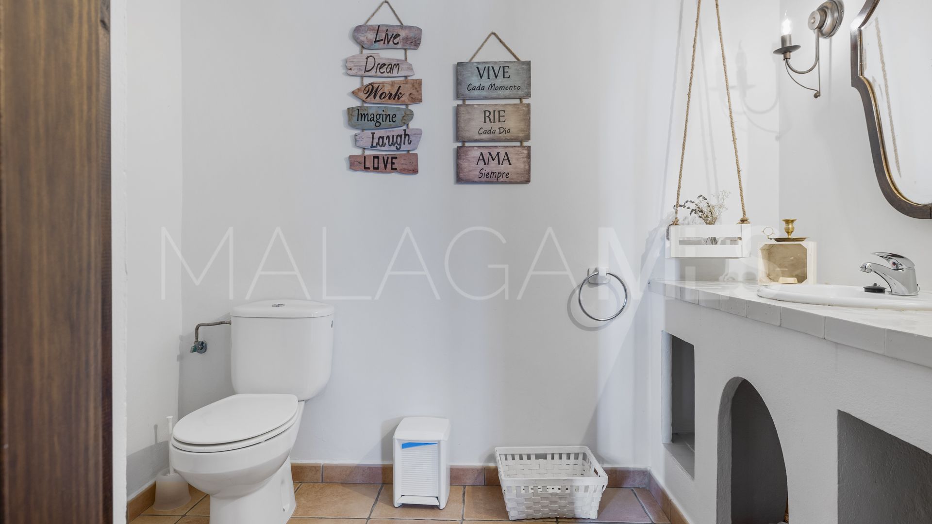 Villa for sale in Cortes de la Frontera
