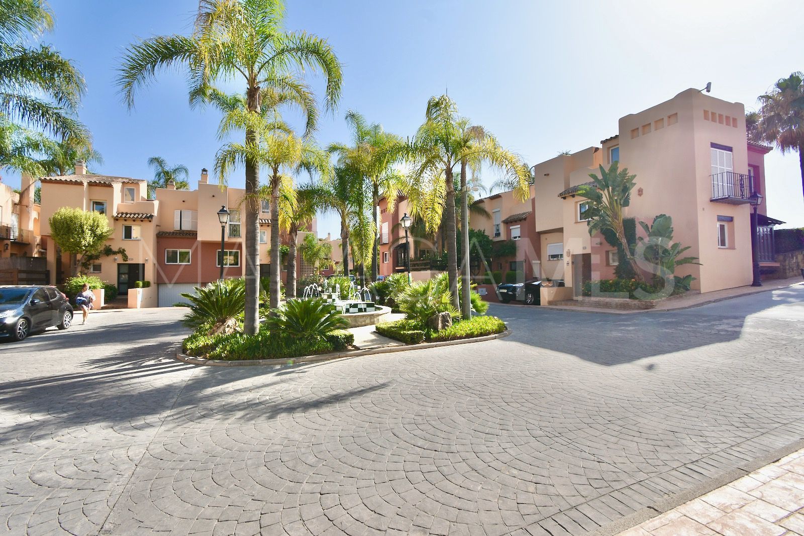 Parhus for sale in Condes de Iza