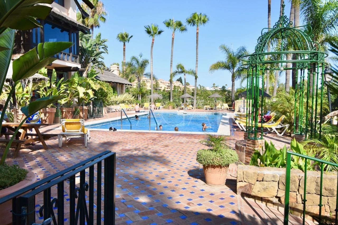 Parhus for sale in Condes de Iza