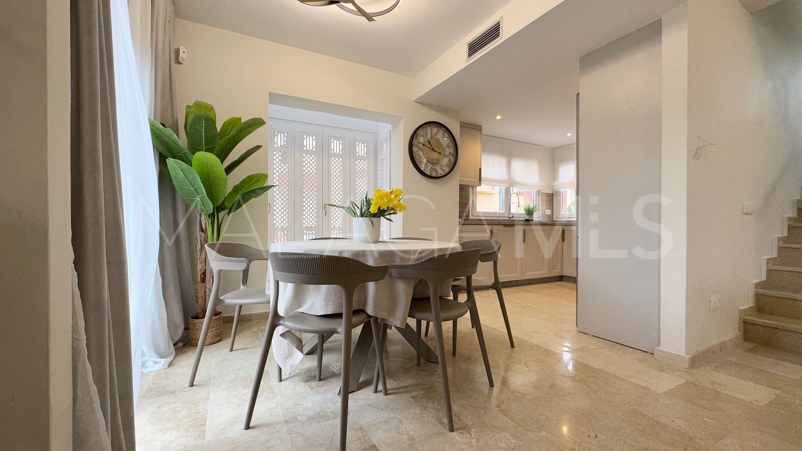 Parhus for sale in Condes de Iza