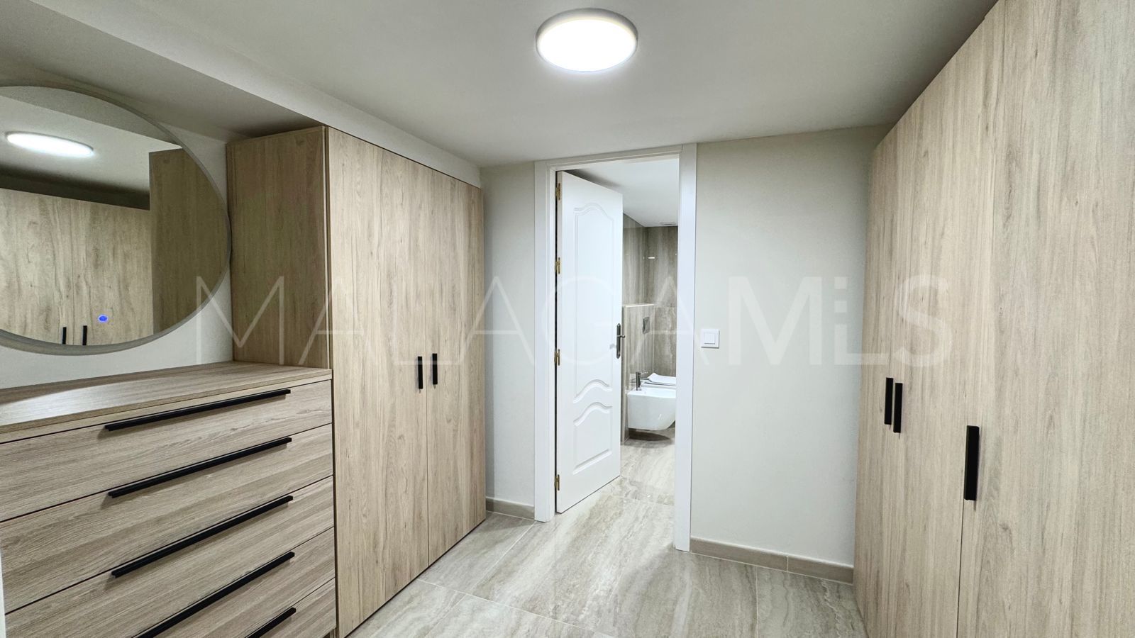 Parhus for sale in Condes de Iza