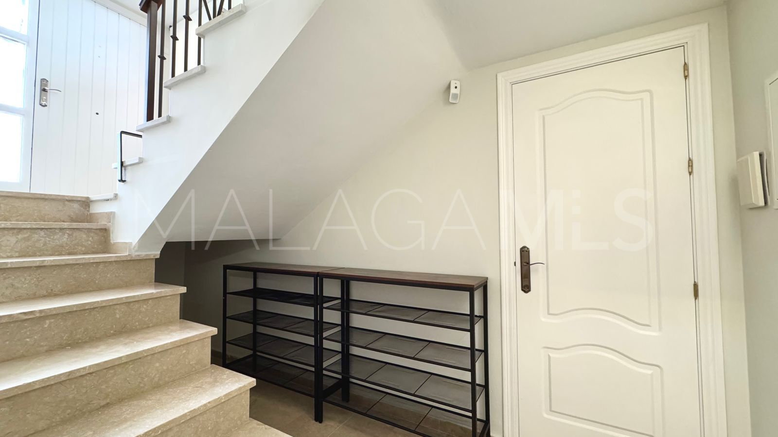 Parhus for sale in Condes de Iza
