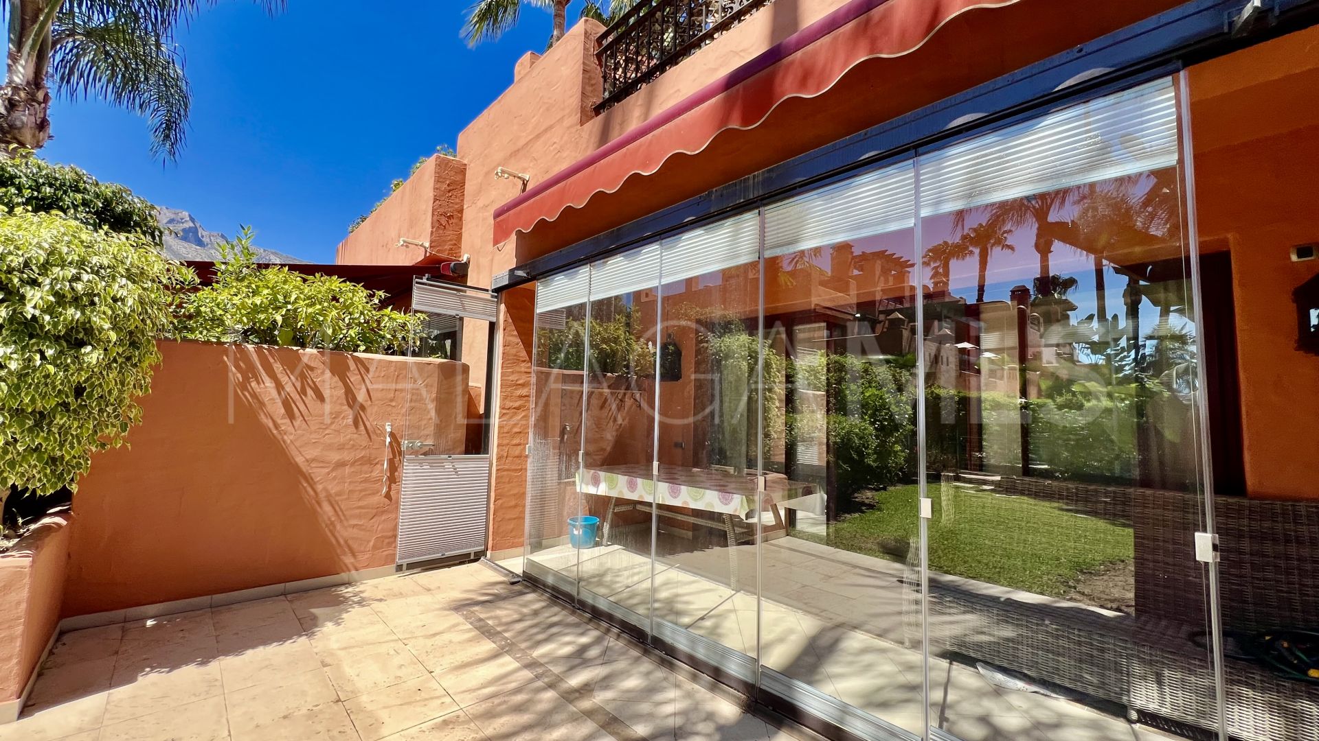 For sale 3 bedrooms town house in Altos de Puente Romano