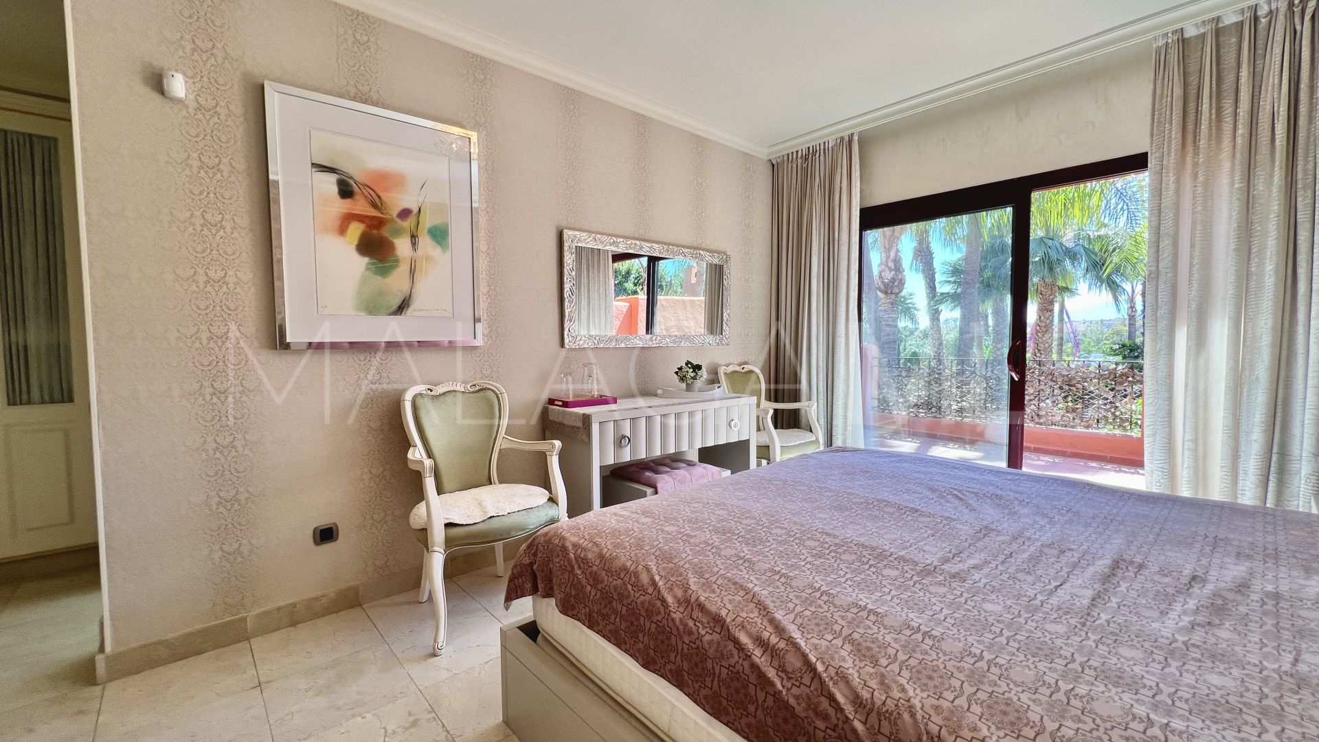 For sale 3 bedrooms town house in Altos de Puente Romano