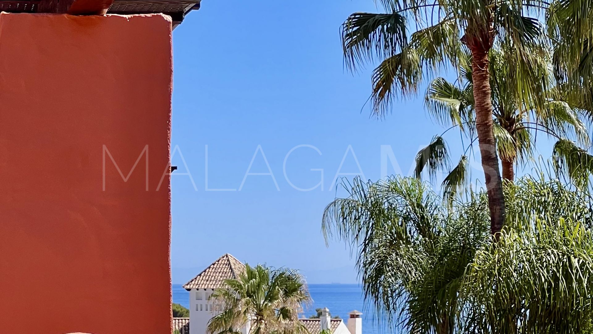 For sale 3 bedrooms town house in Altos de Puente Romano