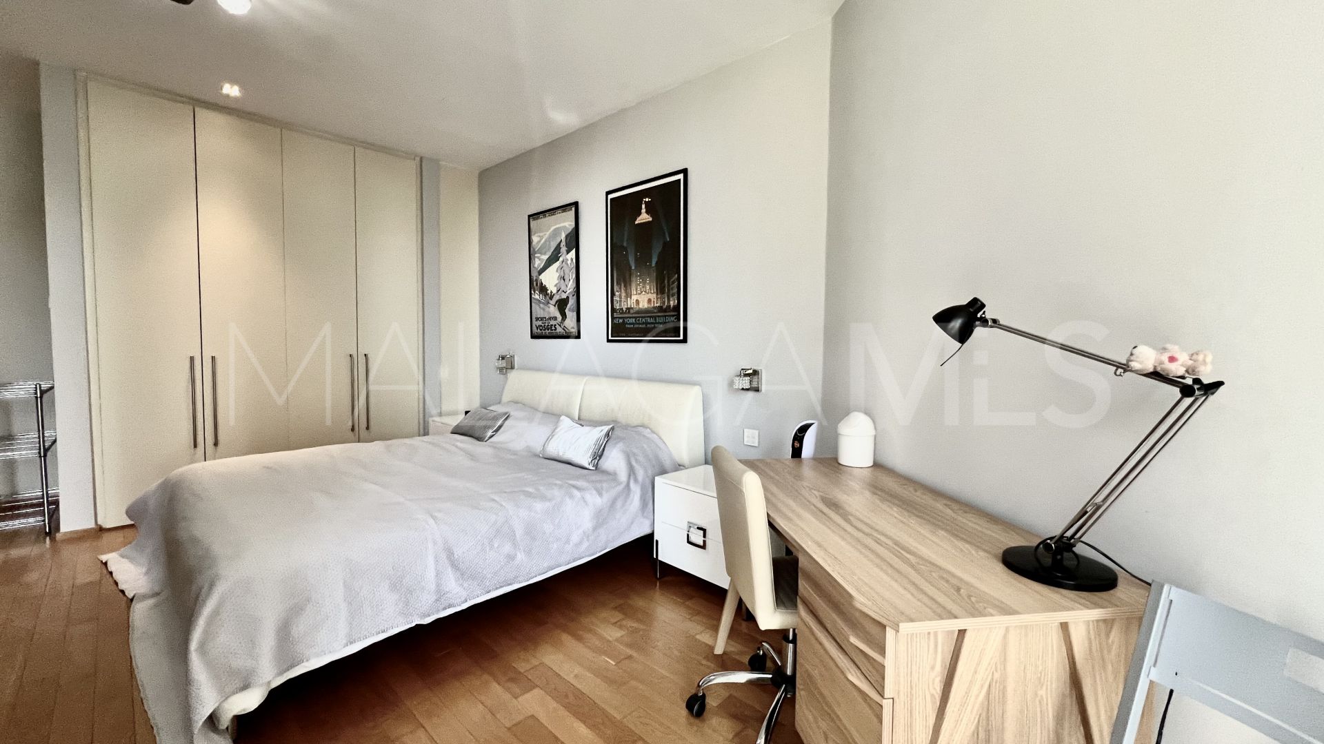 Einfamilienhaushälfte for sale in Meisho Hills