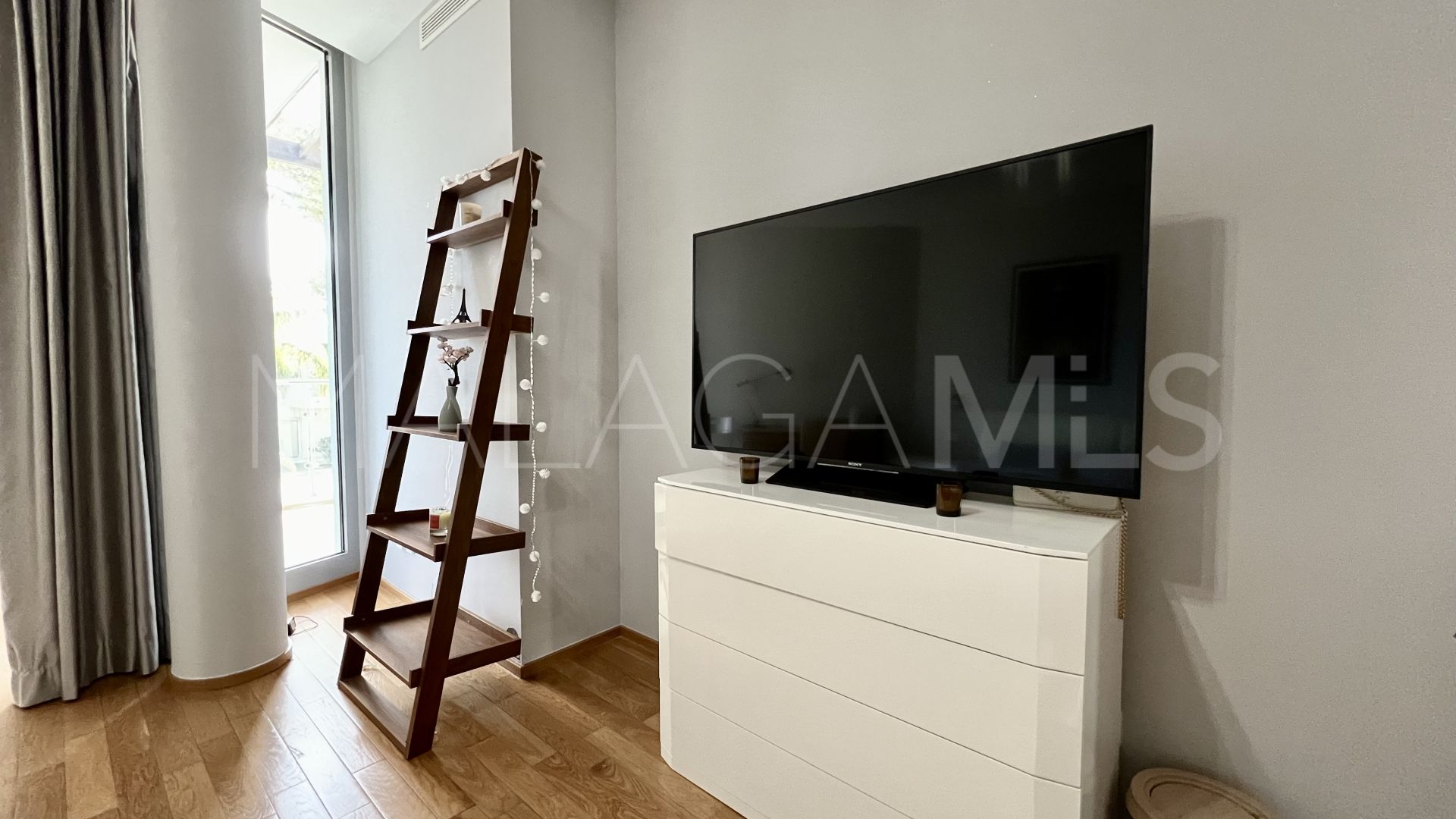 Einfamilienhaushälfte for sale in Meisho Hills