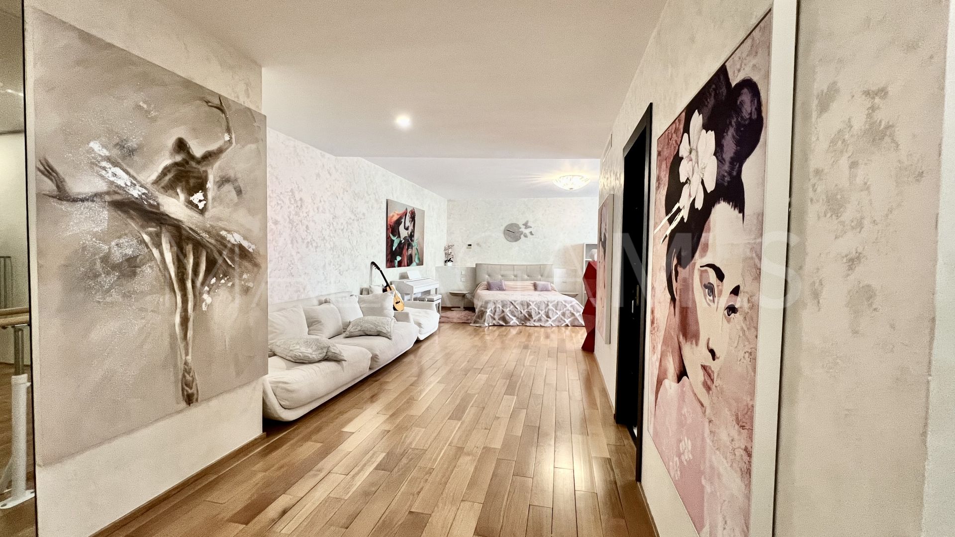 Einfamilienhaushälfte for sale in Meisho Hills