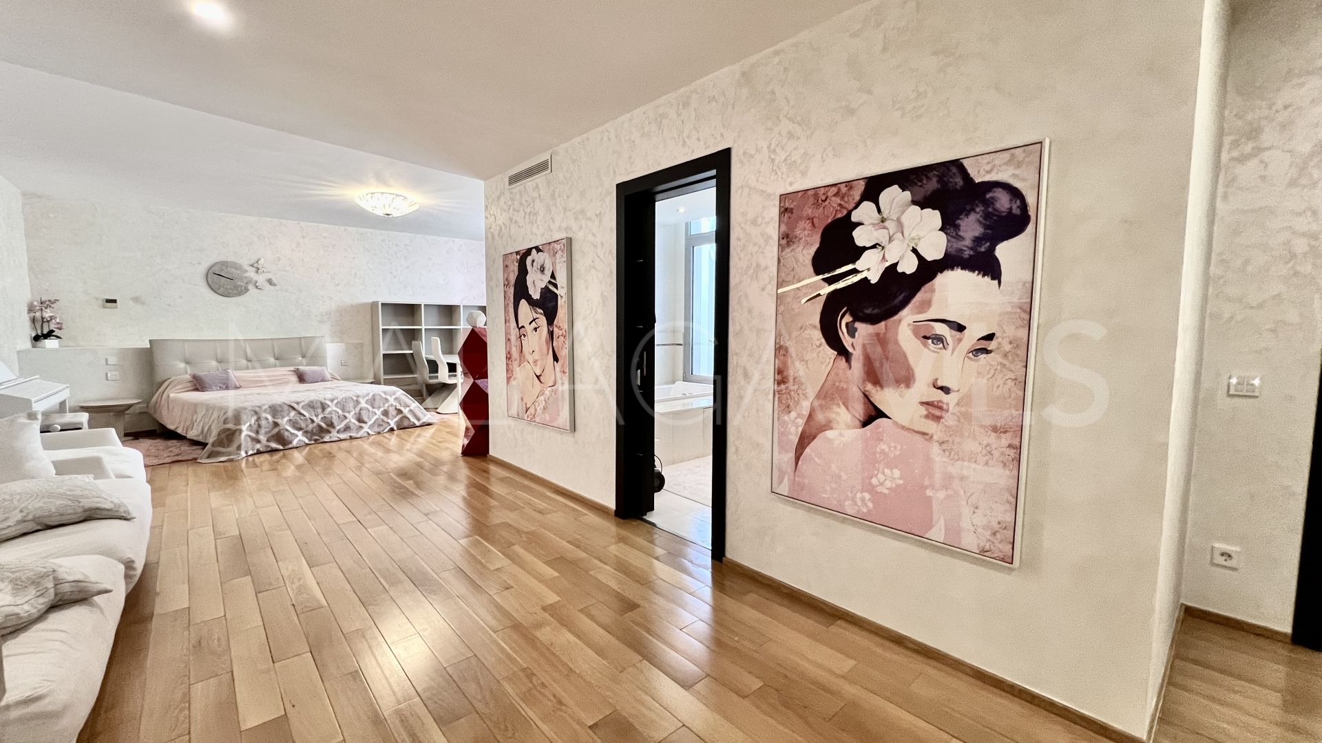 Einfamilienhaushälfte for sale in Meisho Hills