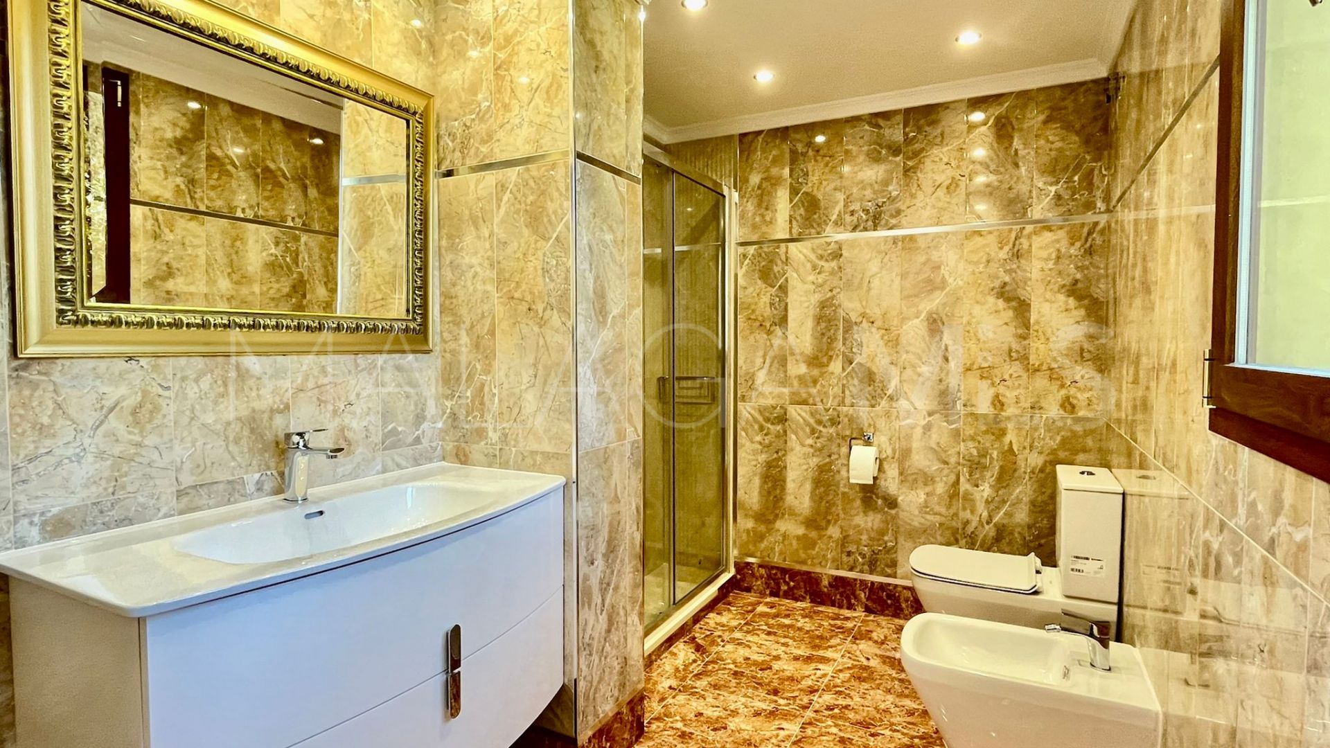 Villa for sale in El Rosario
