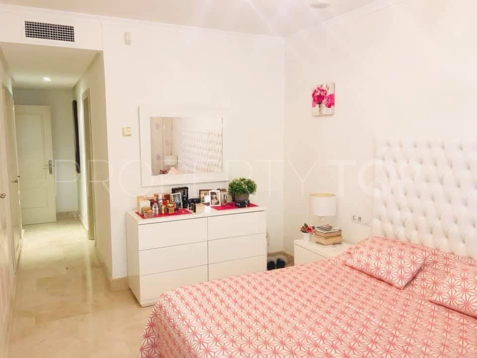Se vende apartamento en Lomas del Rey con 2 dormitorios