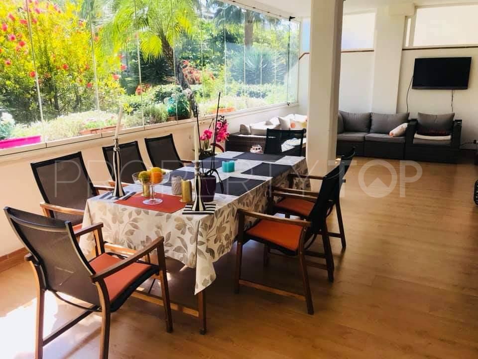 For sale apartment with 2 bedrooms in Lomas del Rey