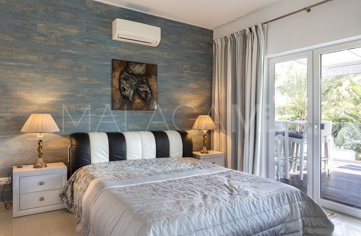 Se vende villa with 4 bedrooms in Nueva Andalucia