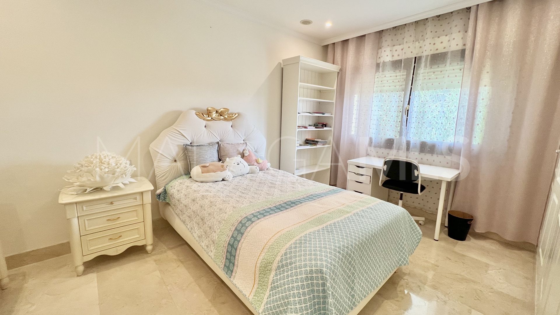 Apartment for sale in Lomas del Rey