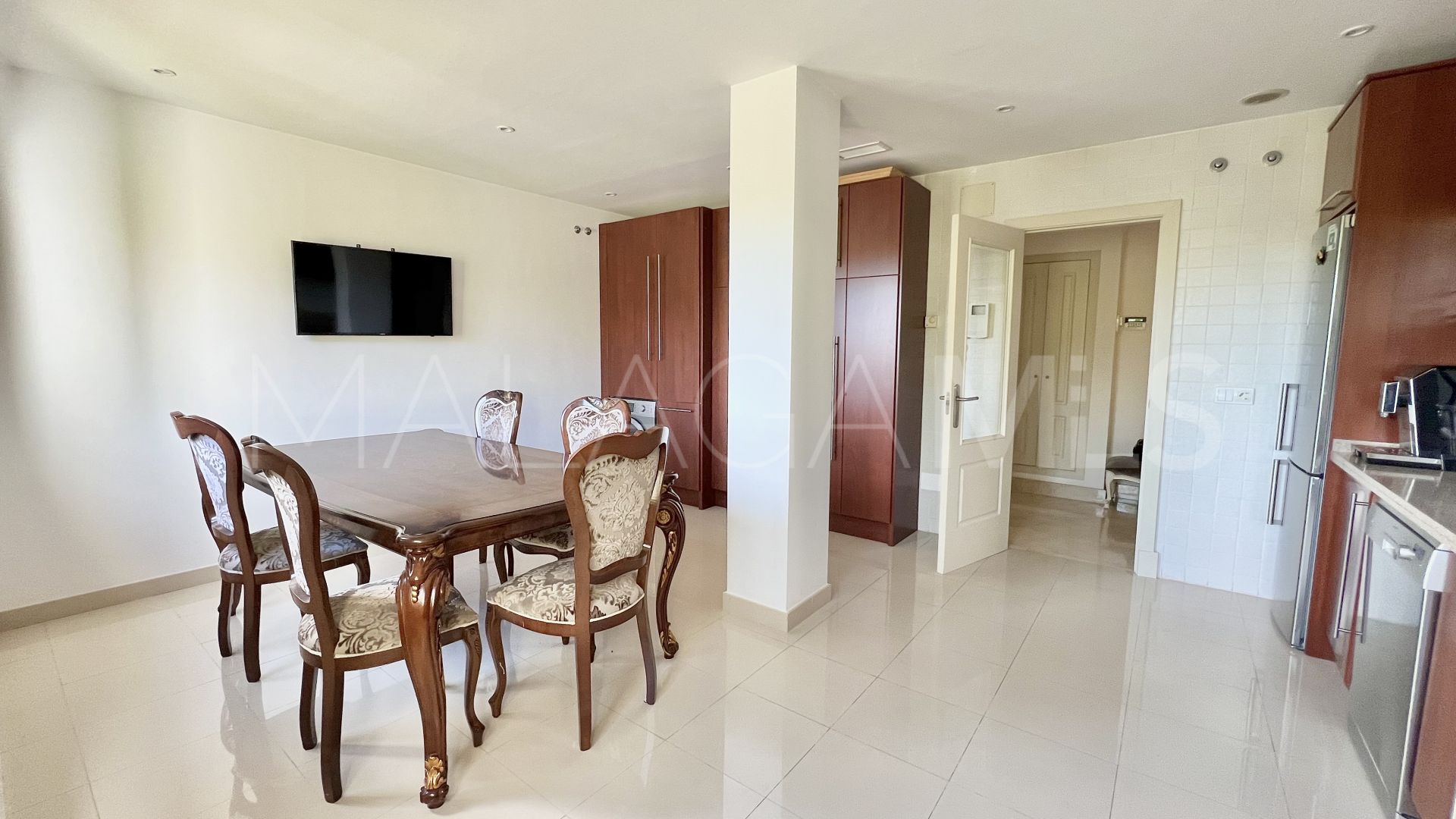 Apartment for sale in Lomas del Rey