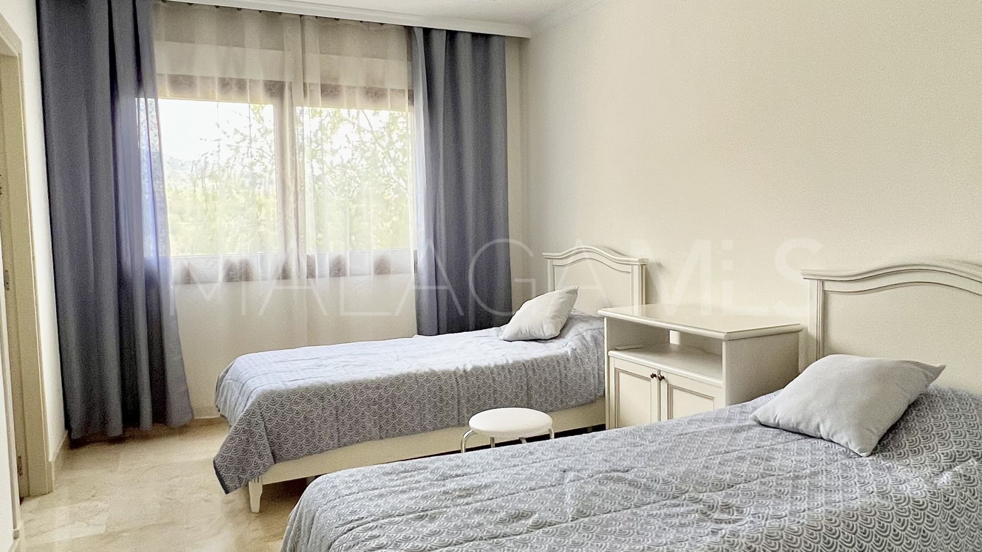Apartment for sale in Lomas del Rey