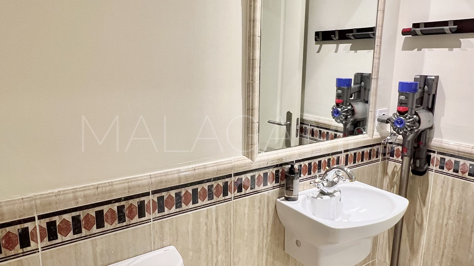 Apartment for sale in Lomas del Rey