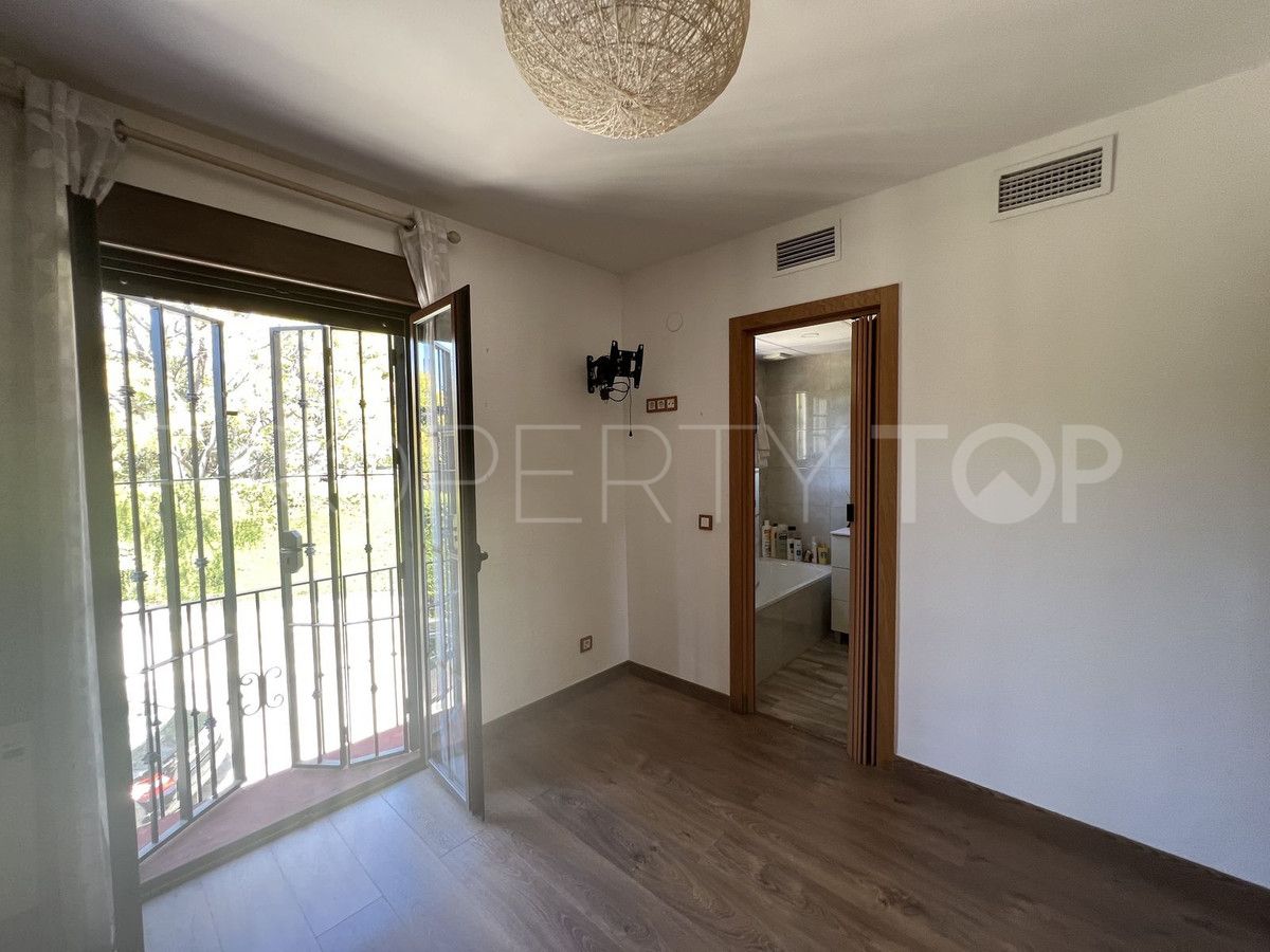 For sale Montepiedra town house with 3 bedrooms