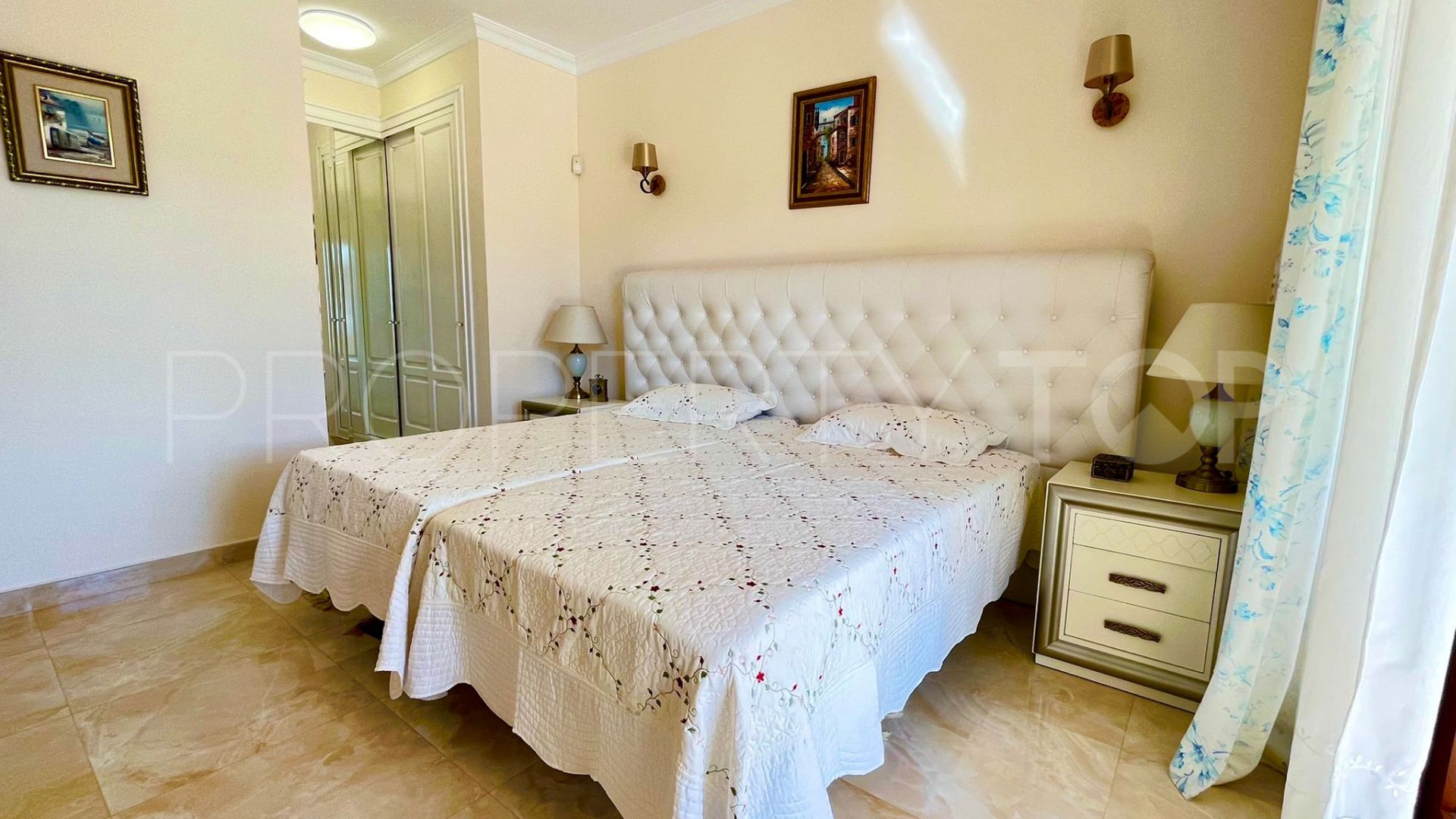 6 bedrooms villa in Las Chapas for sale