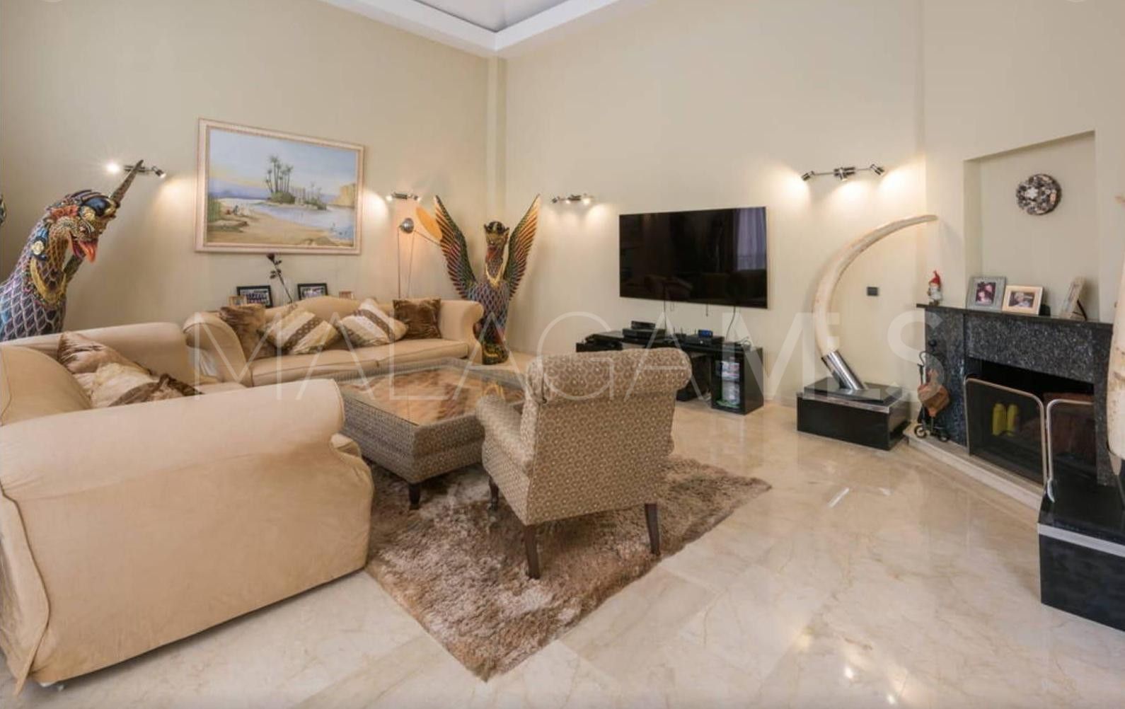 Bungalow for sale in Bahia de Banus with 3 bedrooms