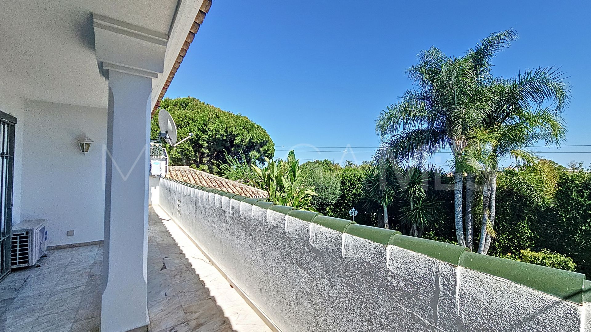 Villa for sale in Guadalmina Alta