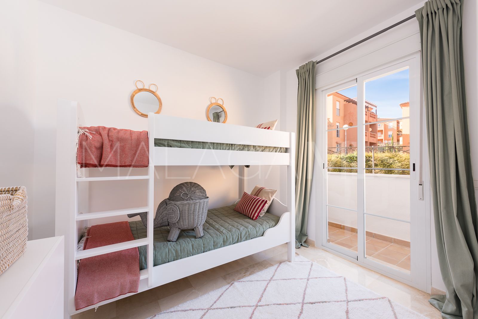 3 bedrooms ground floor apartment for sale in Alcorrín