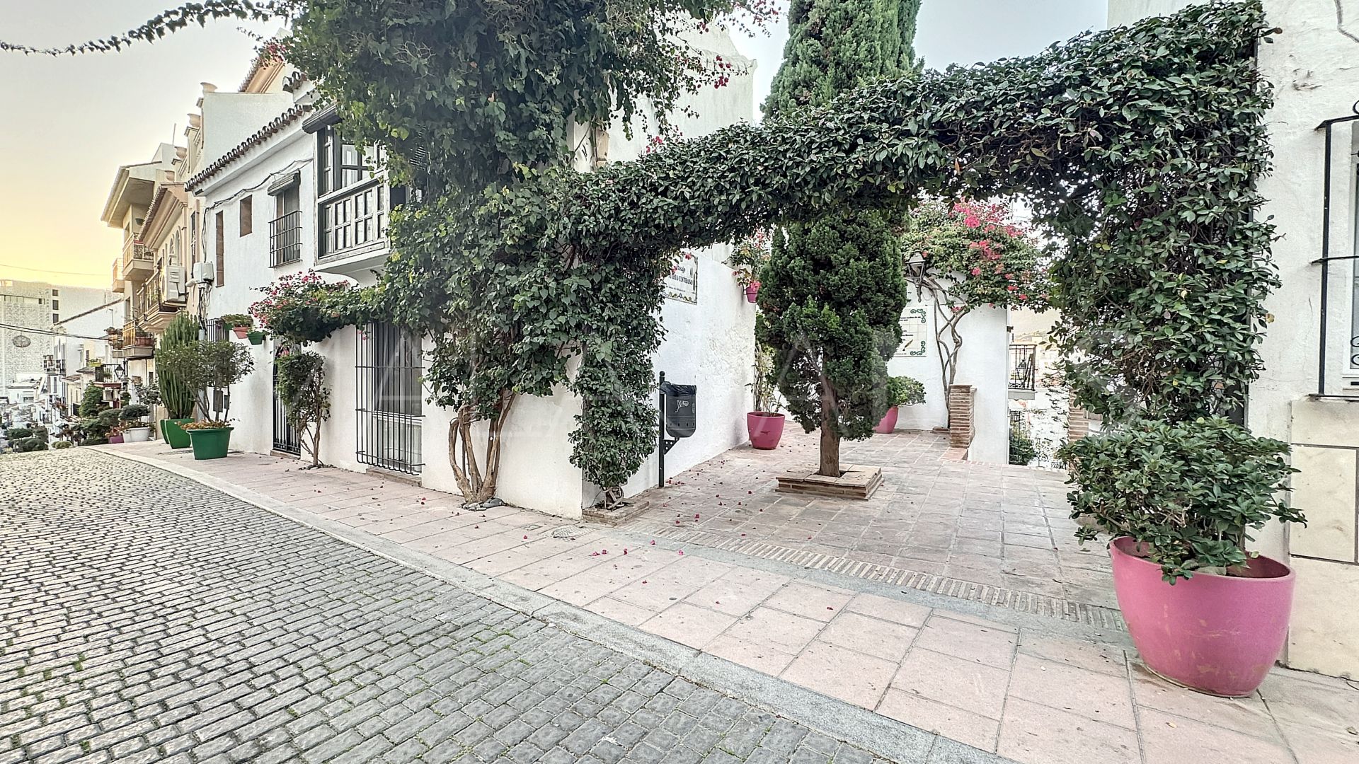 Maison de ville for sale in Estepona Old Town