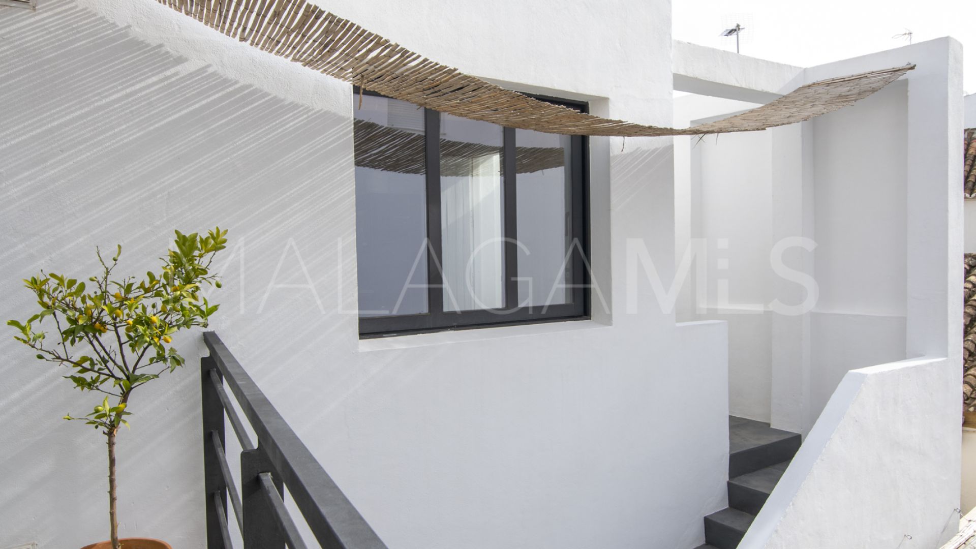 For sale 3 bedrooms town house in Estepona Old Town