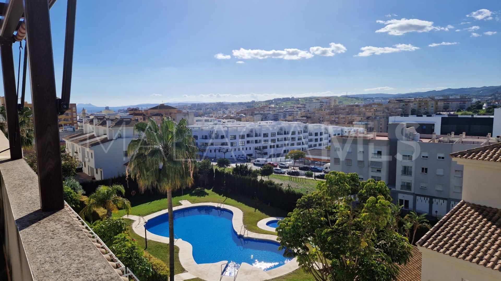 Tvåvånings takvåning for sale in Avda de Andalucia - Sierra de Estepona