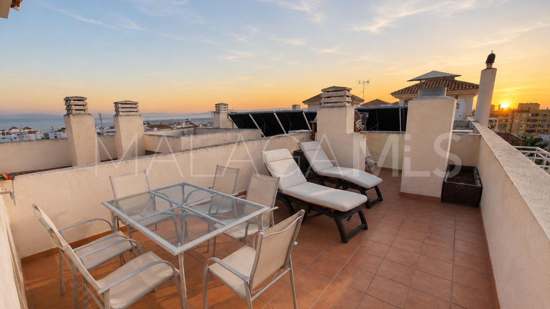 Buy atico duplex in Avda de Andalucia - Sierra de Estepona with 2 bedrooms