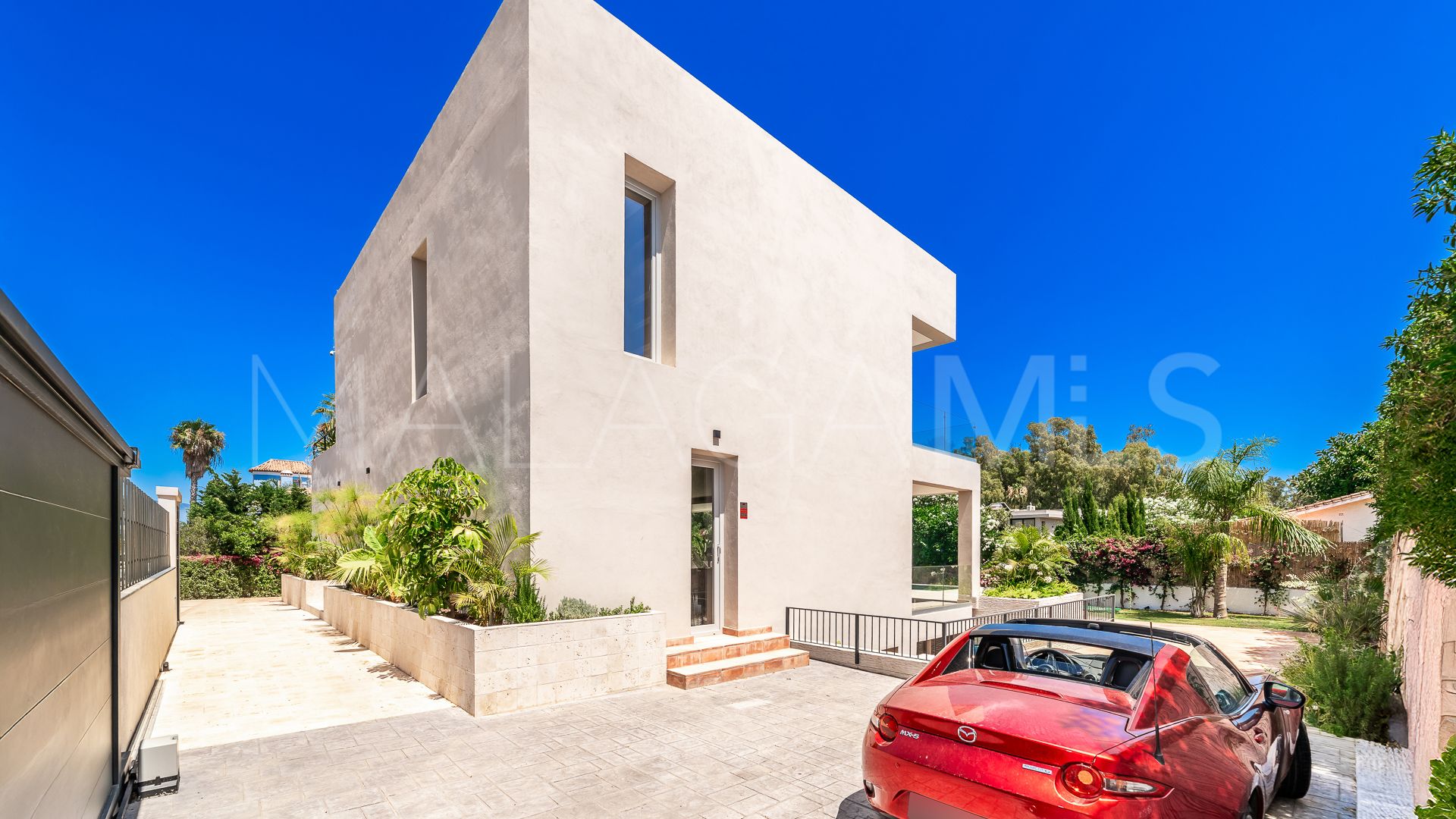 Villa for sale in Linda Vista Baja