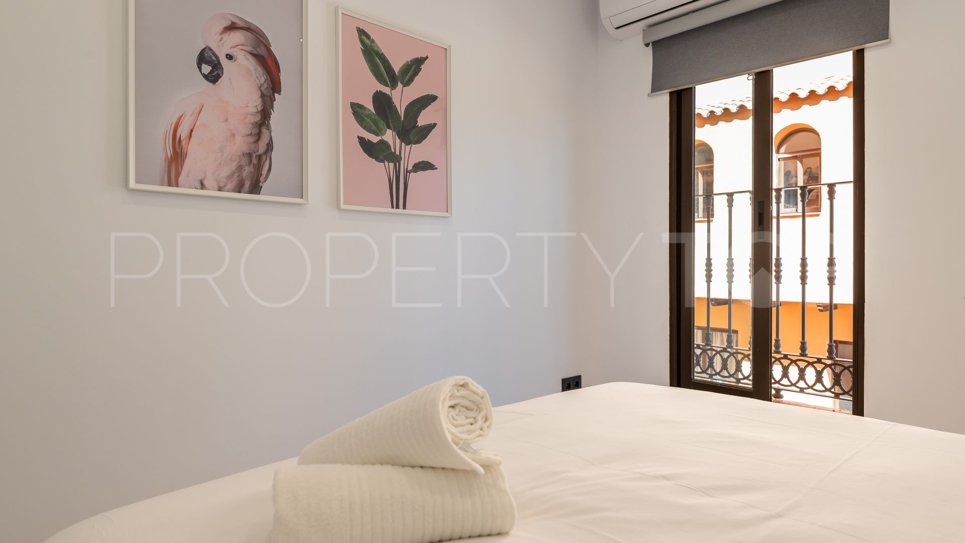 Buy apartment in Paraiso Barronal with 5 bedrooms