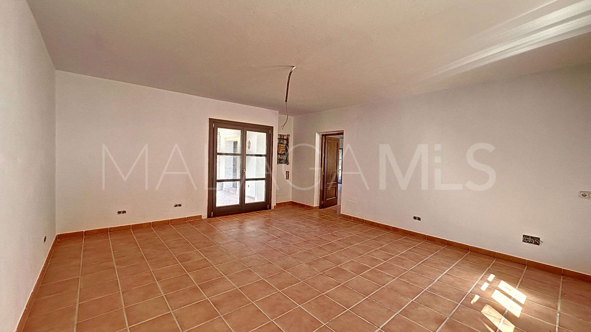 For sale Casares Montaña 5 bedrooms finca