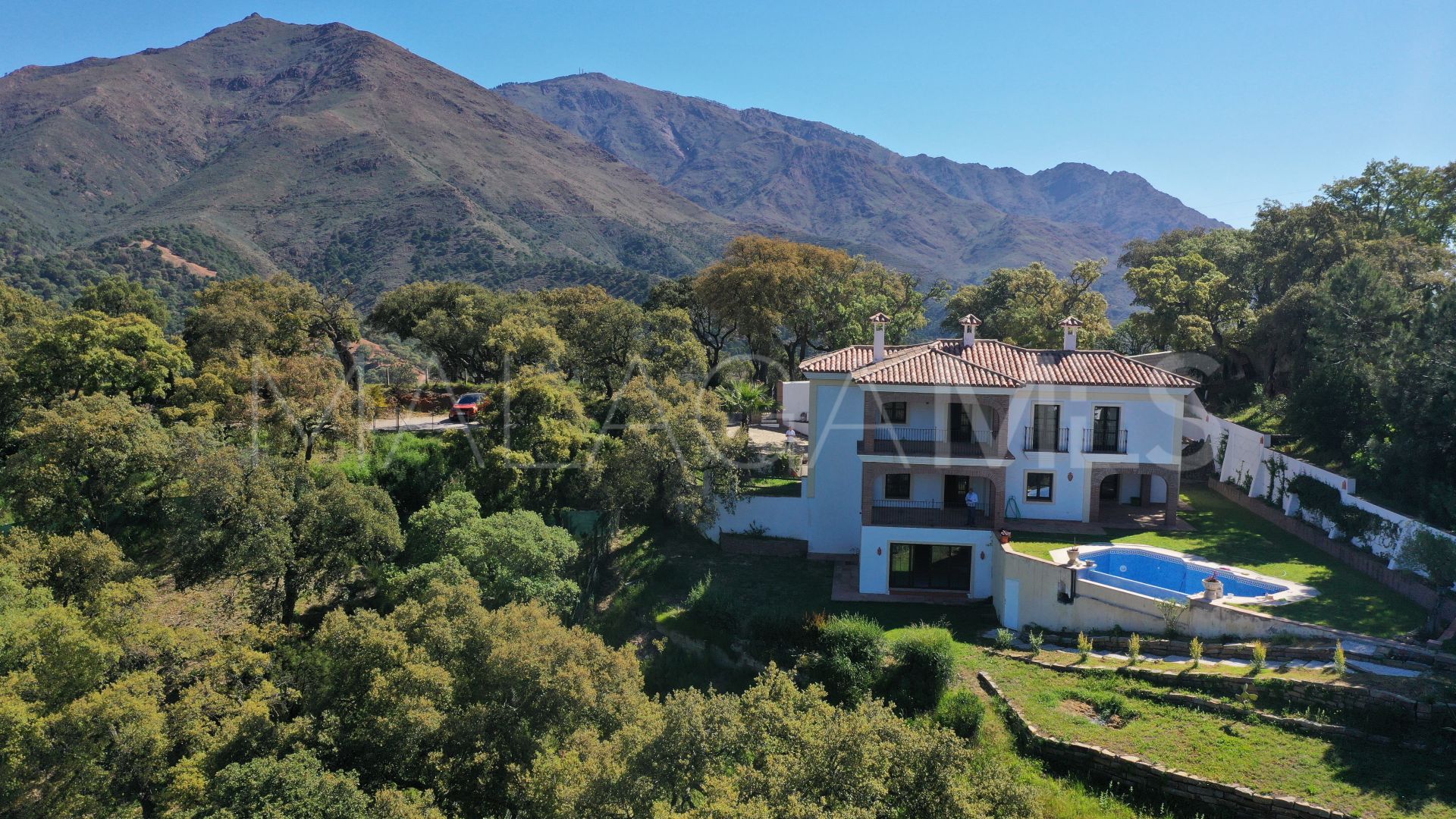 For sale Casares Montaña 5 bedrooms finca