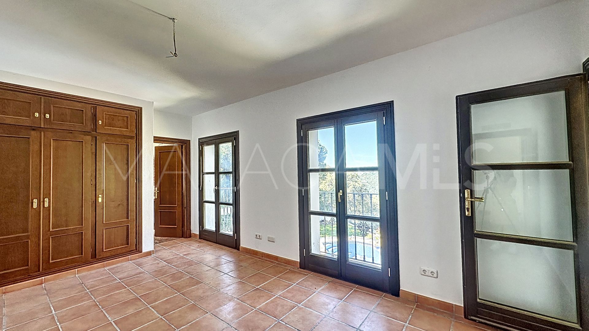 For sale Casares Montaña 5 bedrooms finca