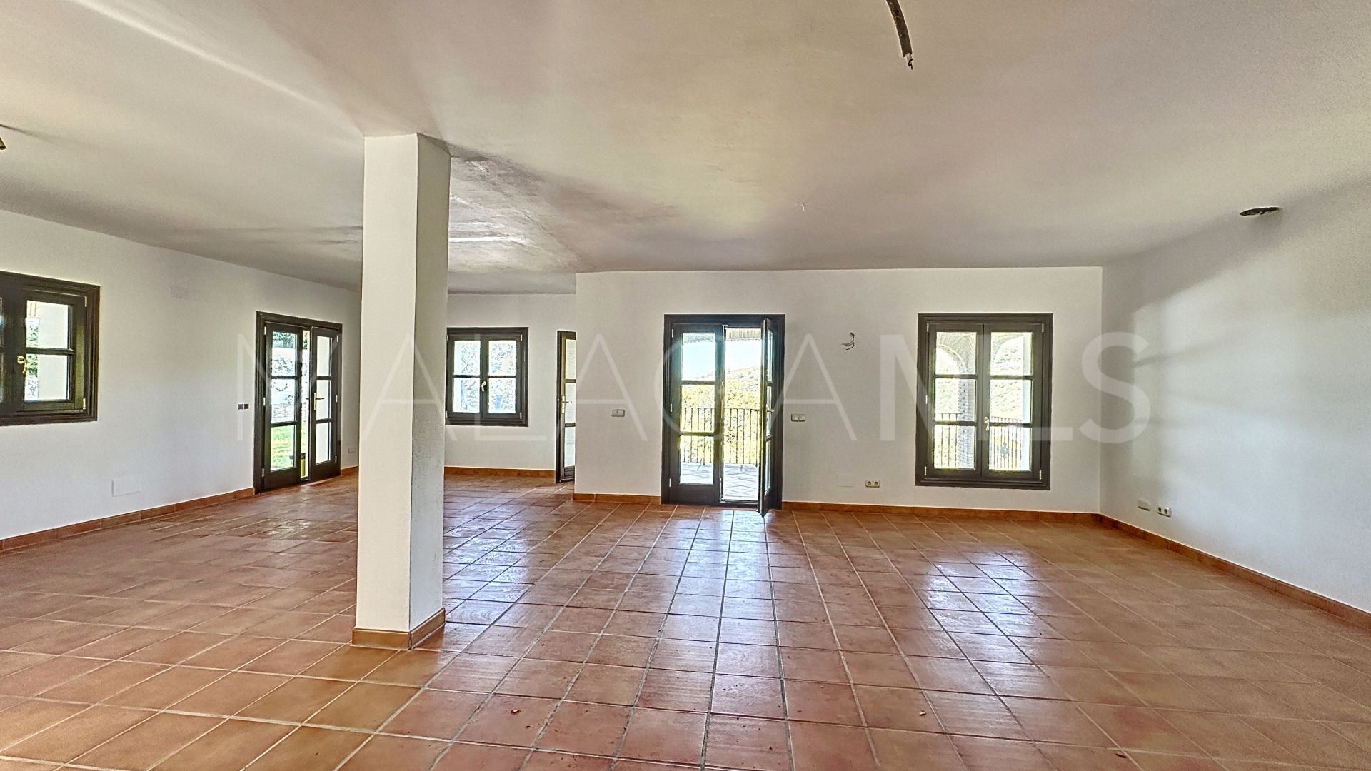 Finca for sale in Casares Montaña
