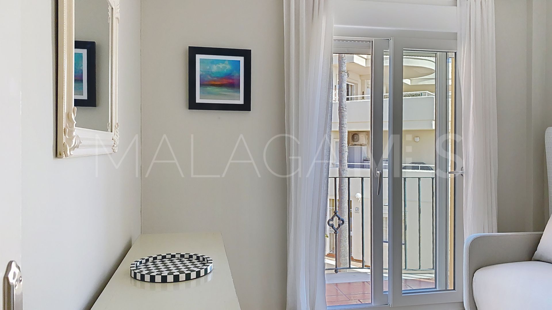 Buy town house in Bermuda Beach