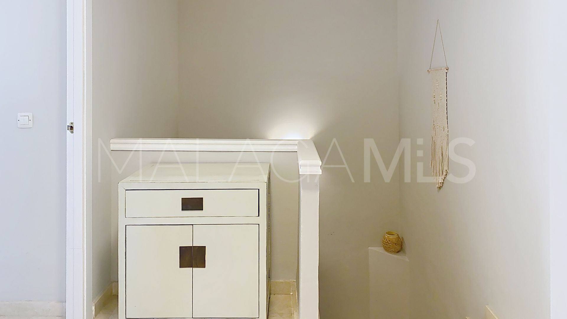 Buy town house in Bermuda Beach