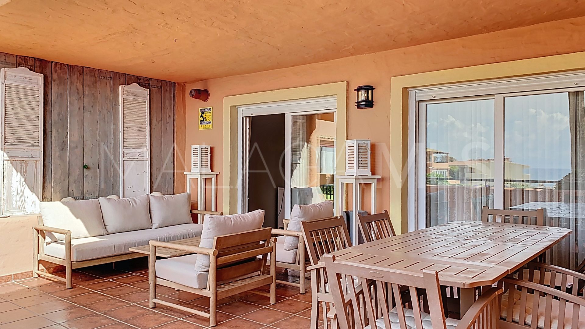 Buy town house in Bermuda Beach